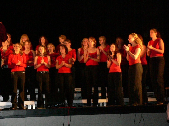 Kammerchor 2 2005.JPG